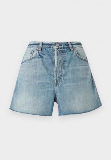 Джинсовые шорты