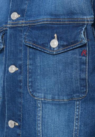 Джинсовая куртка