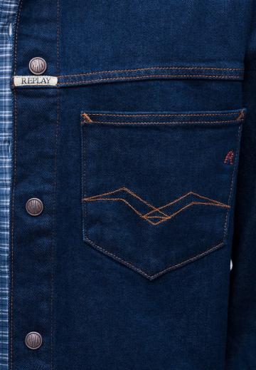 Джинсовая куртка