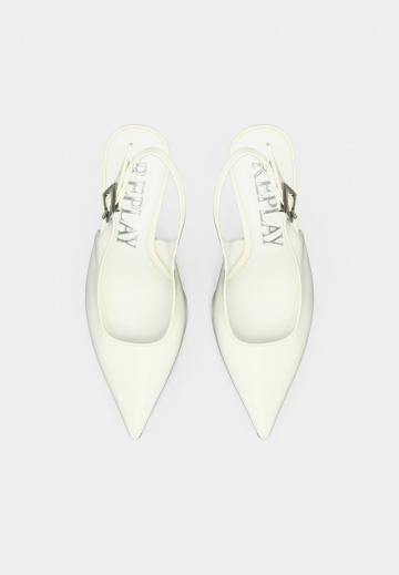 Туфли на высоком каблуке