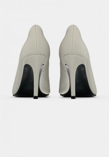 Туфли на высоком каблуке