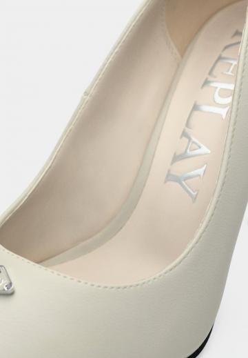 Туфли на высоком каблуке