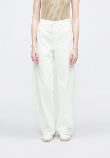 Свободные джинсы