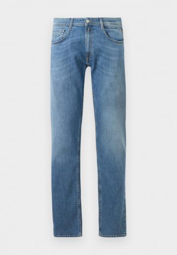 Узкие джинсы