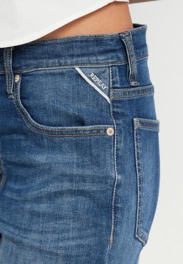 Джинсовые шорты