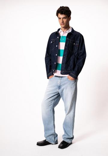 Джинсовая куртка