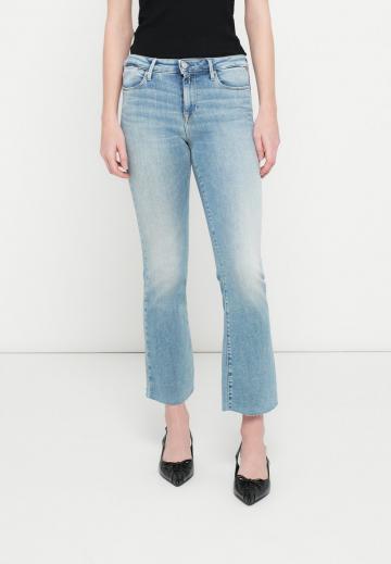 Короткие джинсы