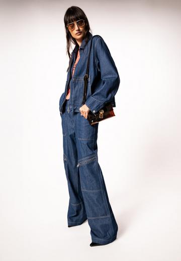 Джинсовая куртка