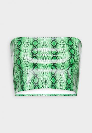 Топ без бретелек