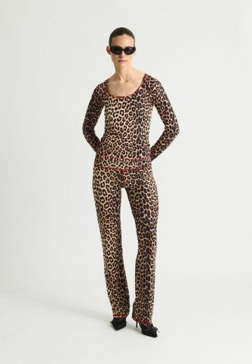 Узкие брюки