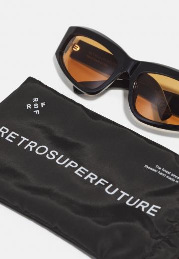 Солнечные очки