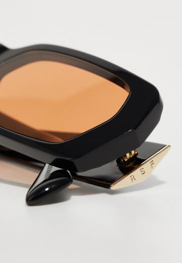 Солнечные очки