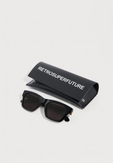 Солнечные очки