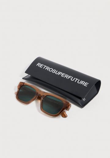 Солнечные очки