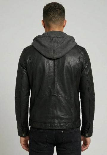 Кожаная куртка