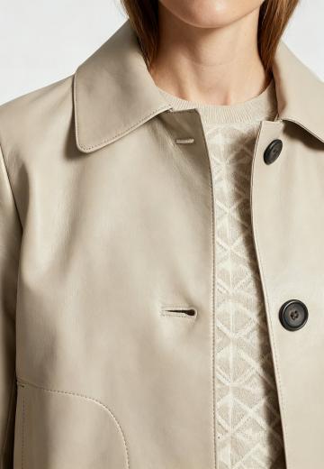 Короткая куртка