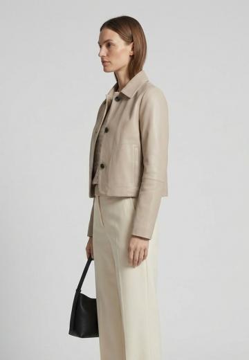 Короткая куртка