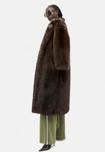 Пуховой жилет