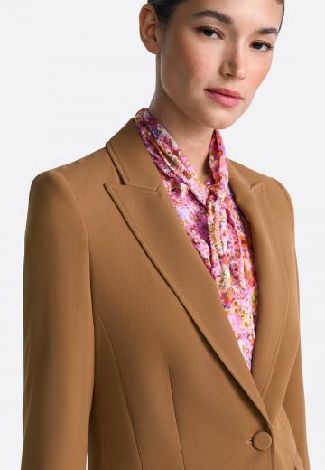 Длинный блейзер