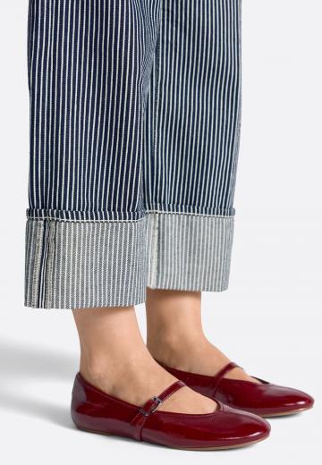 Короткие джинсы