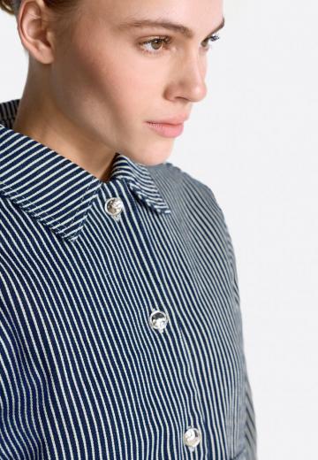 Джинсовая куртка