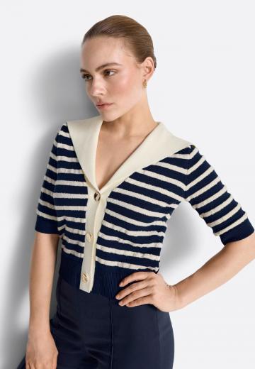 Вязаная кофта