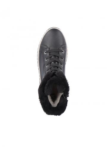 Зимние ботинки