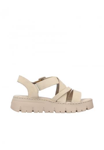 Босоножки на танкетке