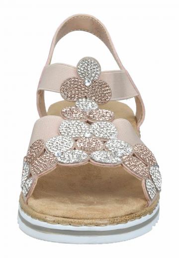 Босоножки на танкетке