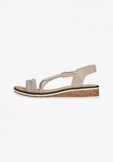 Босоножки на танкетке