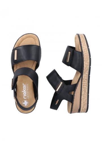 Босоножки на танкетке