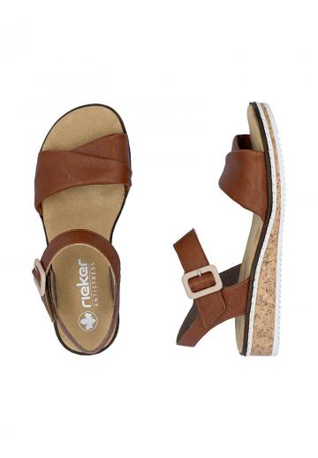 Босоножки на танкетке