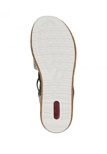 Босоножки на танкетке