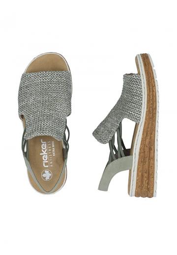 Босоножки на танкетке