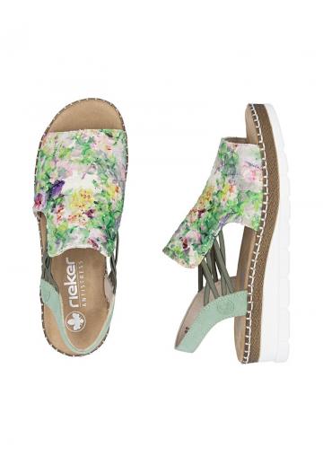 Босоножки на танкетке