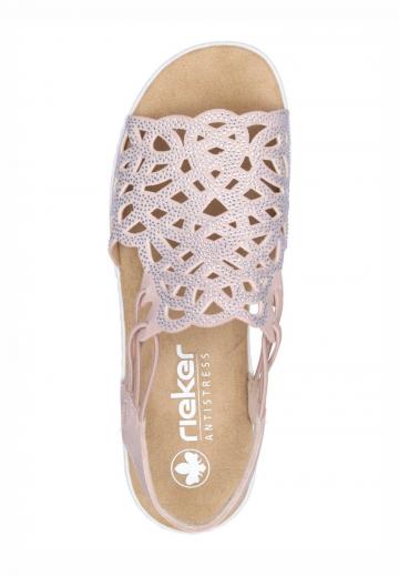 Босоножки на танкетке