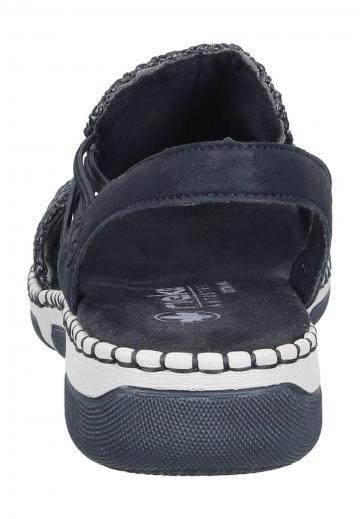 Босоножки на танкетке