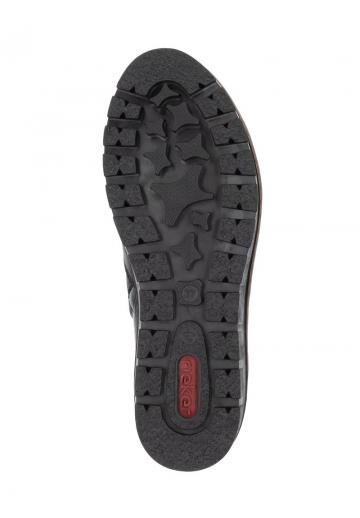 Сапожки на танкетке