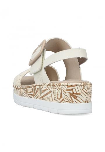 Босоножки на платформе