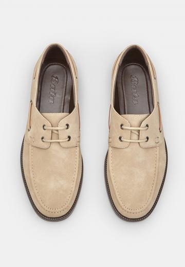 Ботинки на шнуровке