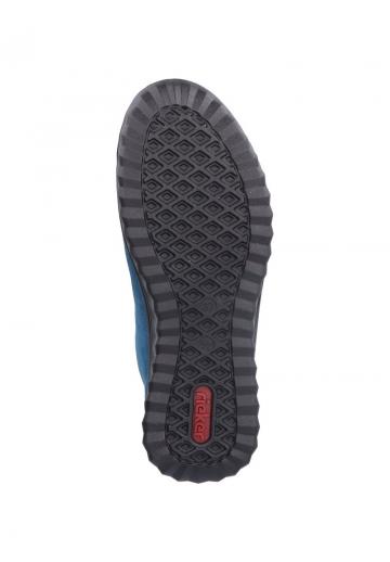 Сапожки на танкетке