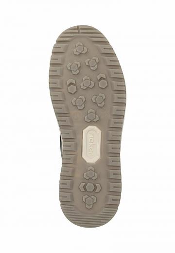 Зимние ботинки