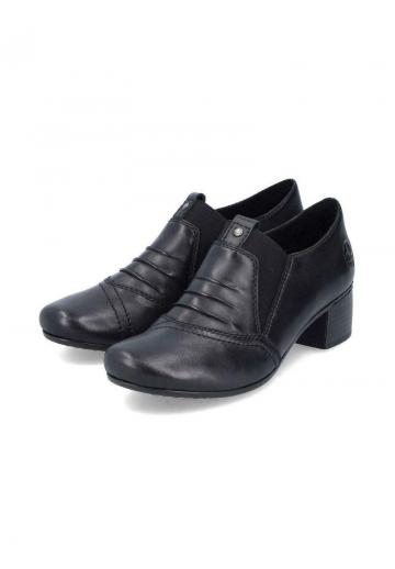 Туфли с высоким носом