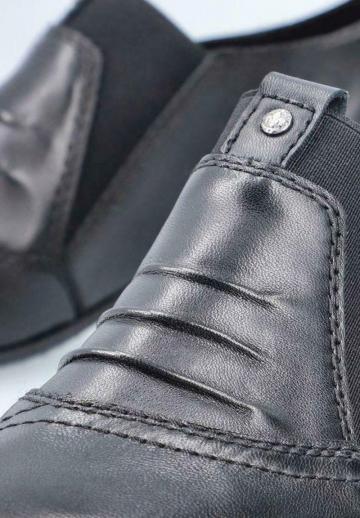 Туфли с высоким носом