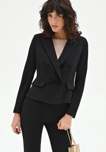 Блейзер с накладными карманами