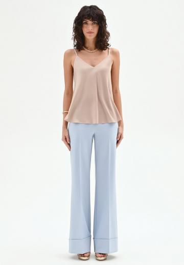 Топ на бретельках