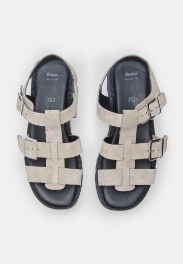 Босоножки на танкетке