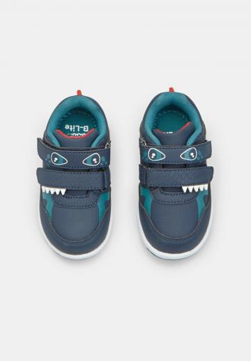 Детская обувь