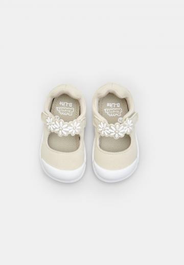 Детская обувь