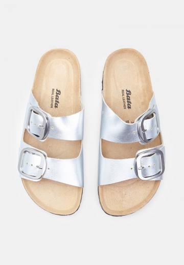 Босоножки на каблуке